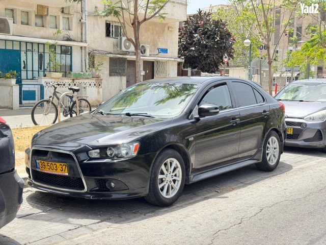 מודעת רכב מיצובישי לנסר