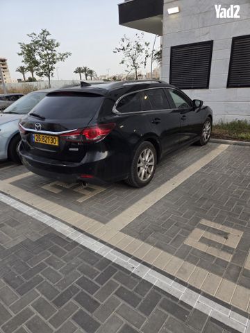 מודעת רכב מאזדה 6