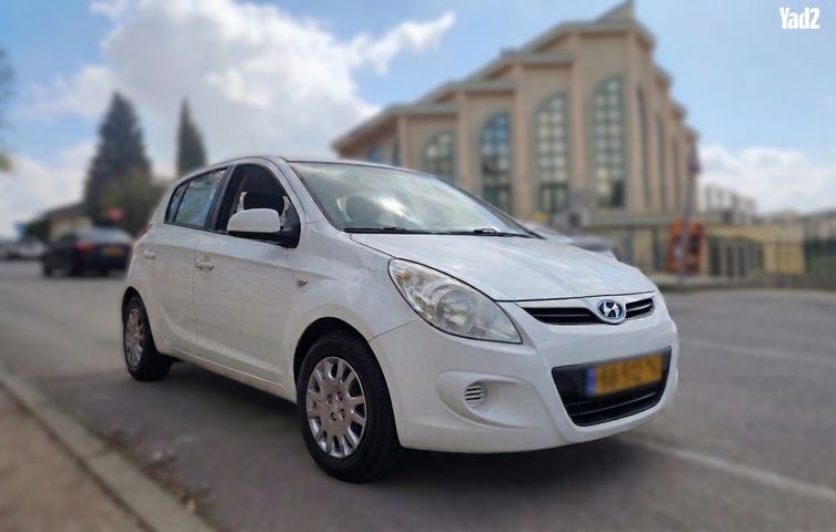 מודעת רכב יונדאי i20