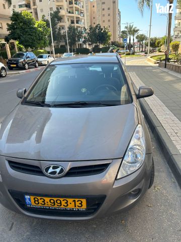 מודעת רכב יונדאי i20