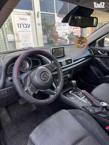 מודעת רכב מאזדה 3
