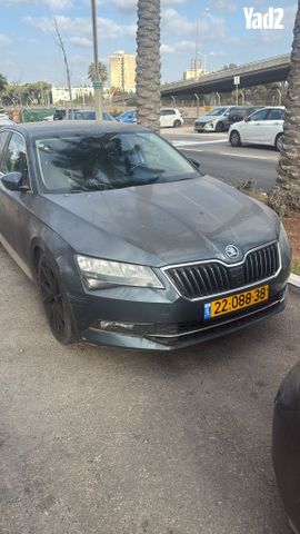 מודעת רכב סקודה סופרב