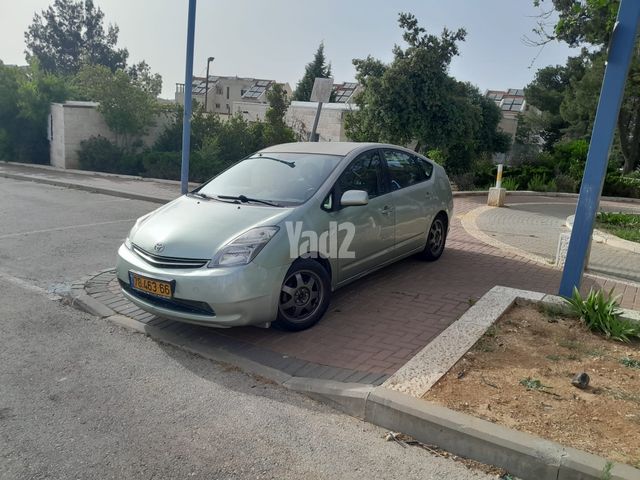 מודעת רכב טויוטה פריוס