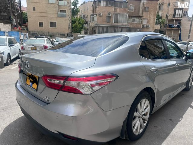 מודעת רכב טויוטה קאמרי