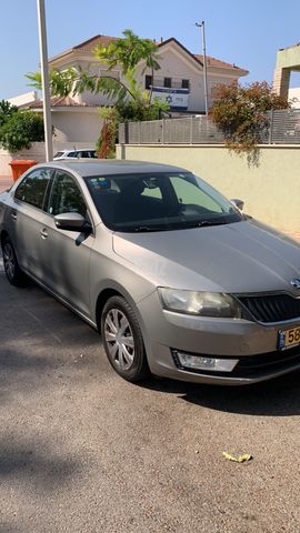 מודעת רכב סקודה ראפיד