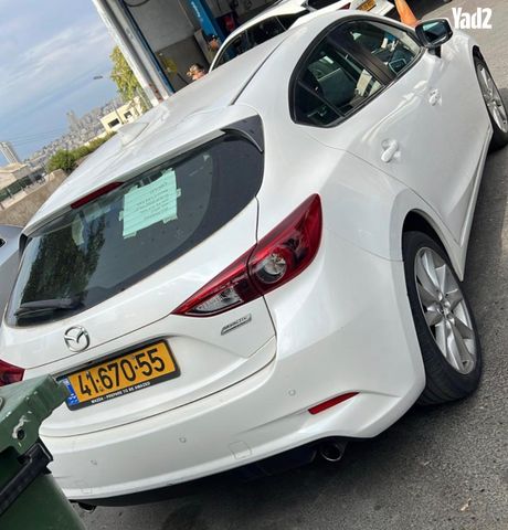 מודעת רכב מאזדה 3
