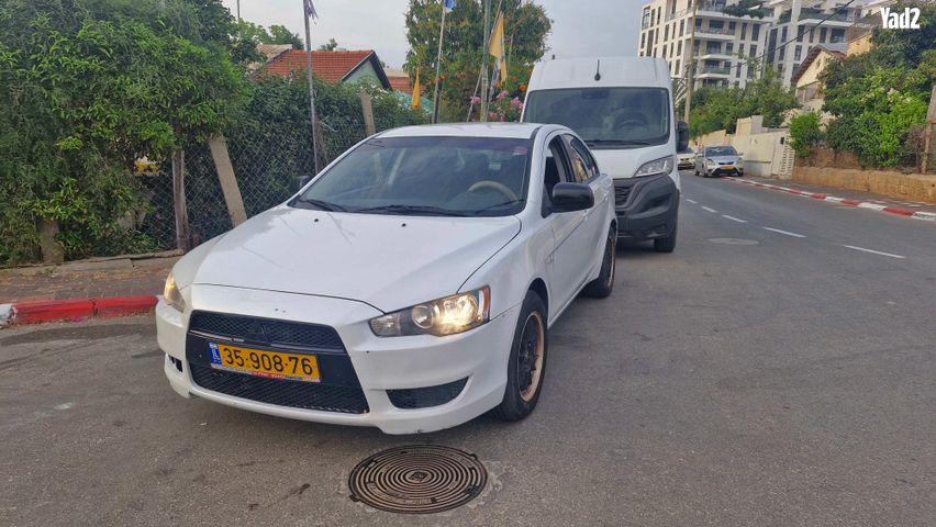 מודעת רכב מיצובישי לנסר