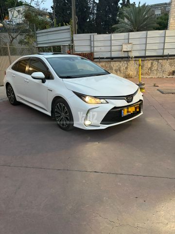מודעת רכב טויוטה קורולה