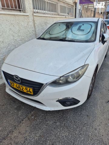 מודעת רכב מאזדה 3