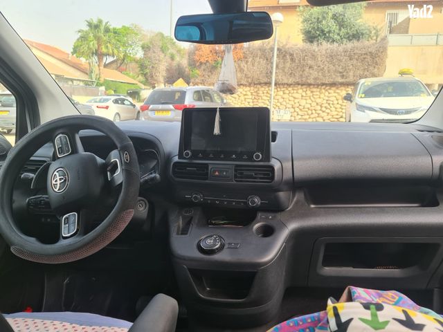 מודעת רכב טויוטה פרואייס סיטי