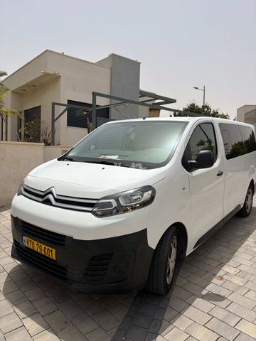 מודעת רכב סיטרואן ג'אמפי