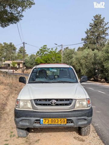 מודעת רכב טויוטה היילקס