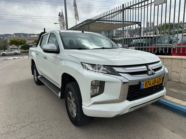 מודעת רכב מיצובישי טרייטון / L200