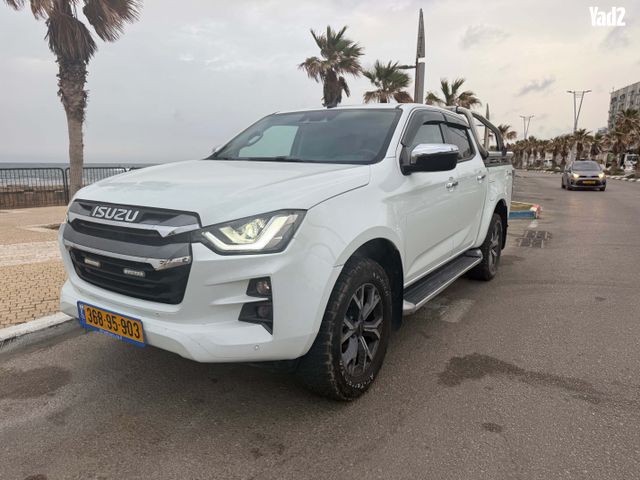 מודעת רכב איסוזו די-מקס