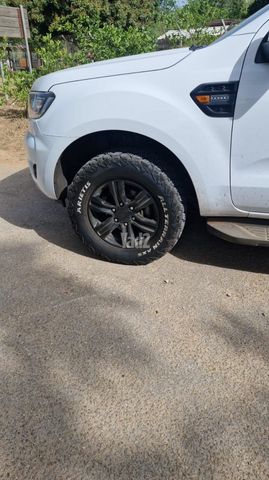 מודעת רכב פורד ריינג'ר