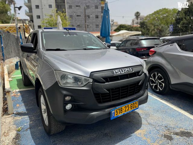 מודעת רכב איסוזו די-מקס