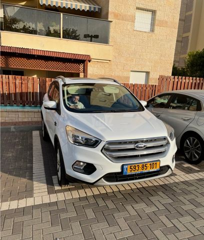 מודעת רכב פורד קוגה