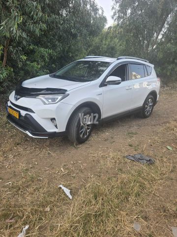 מודעת רכב טויוטה RAV4