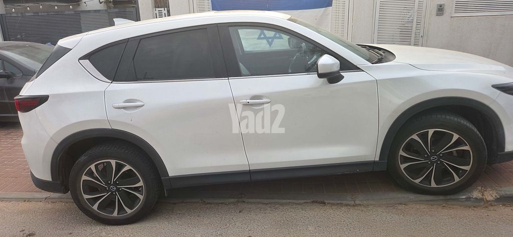 מודעת רכב מאזדה CX-5