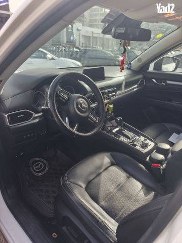 מודעת רכב מאזדה CX-5
