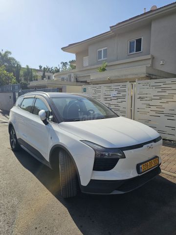 U5 Premium חשמלי אוט׳ 5 מק (204 כ״ס)