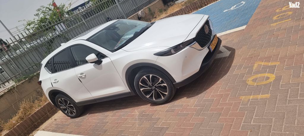 מודעת רכב מאזדה CX-5