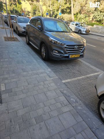 מודעת רכב יונדאי טוסון