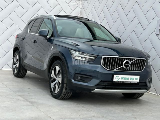 מודעת רכב וולוו XC40