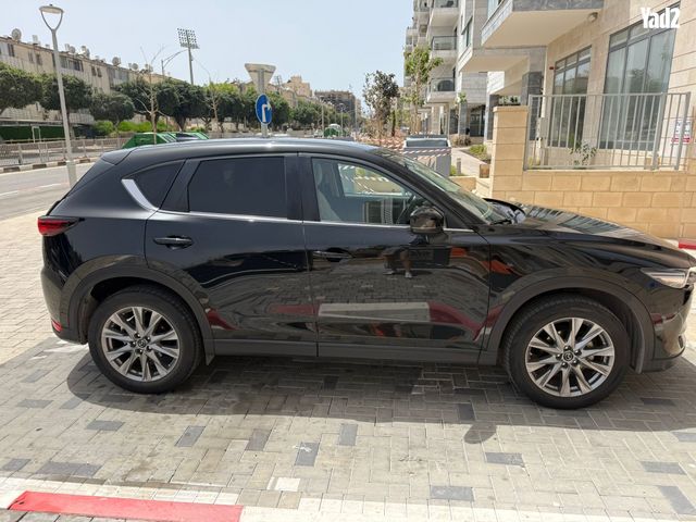 מודעת רכב מאזדה CX-5