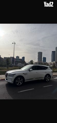 מודעת רכב ג'נסיס GV80
