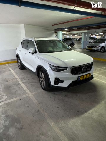 מודעת רכב וולוו XC40