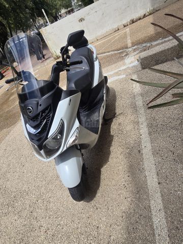 מודעת רכב סאן יאנג ג'וי רייד 125