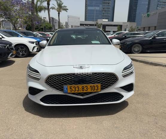מודעת רכב ג'נסיס G70