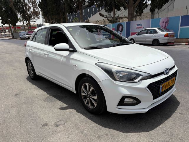 מודעת רכב יונדאי i20