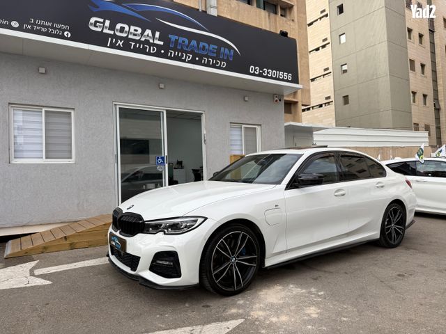 מודעת רכב ב מ וו סדרה 3 1
