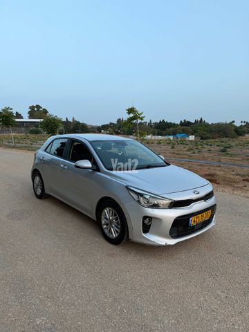 מודעת רכב קיה ריו 1