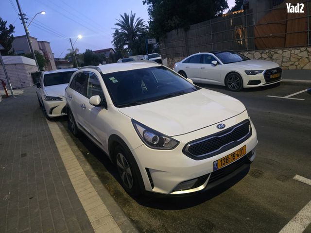 מודעת רכב קיה נירו