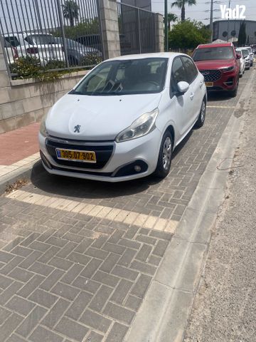 מודעת רכב פיג'ו 208