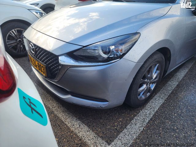 מודעת רכב מאזדה 2