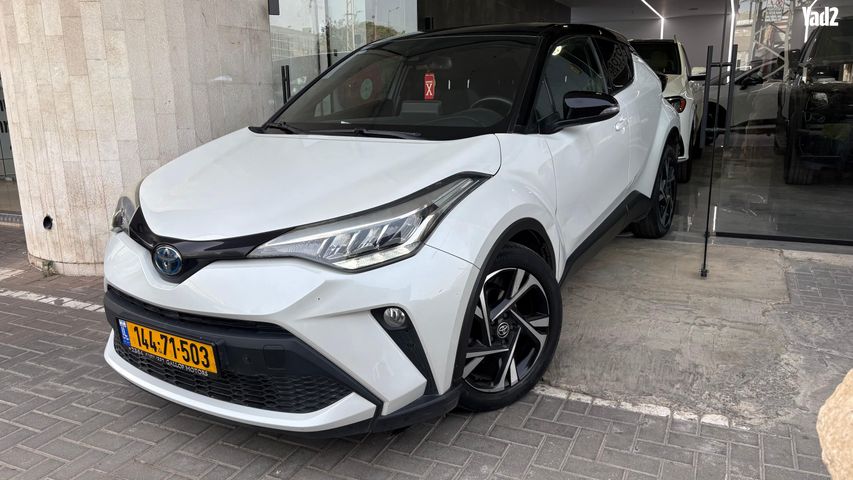מודעת רכב טויוטה C-HR