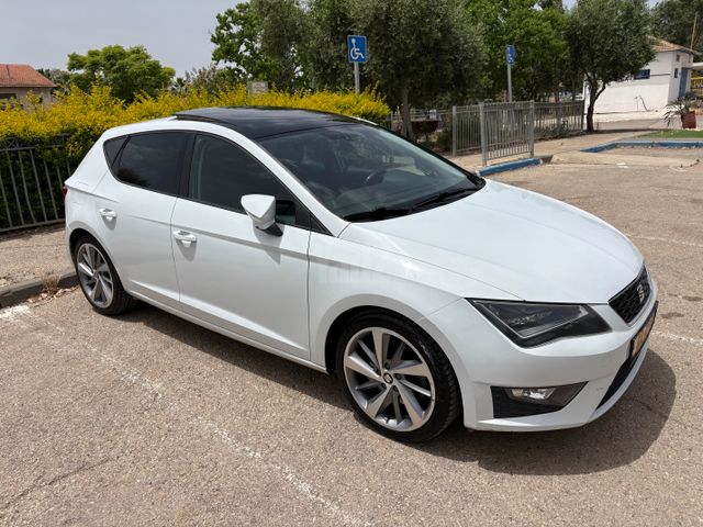 מודעת רכב סיאט לאון
