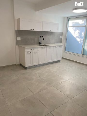 הרב מובשוביץ 28