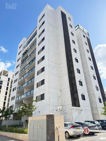 השולמית 10