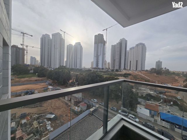 שדרות בנימין 90