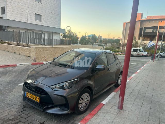 מודעת רכב טויוטה יאריס