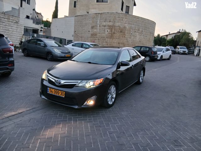 מודעת רכב טויוטה קאמרי