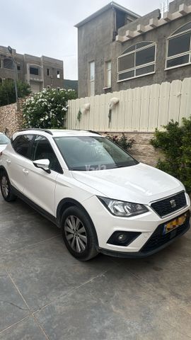 מודעת רכב סיאט ארונה