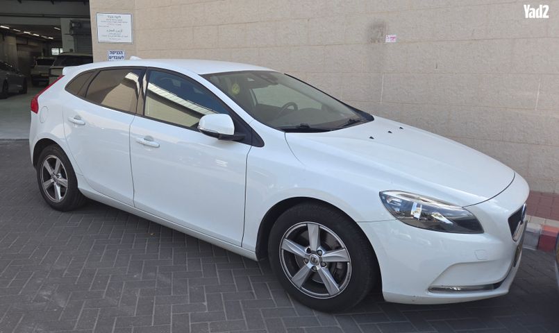 מודעת רכב וולוו V40
