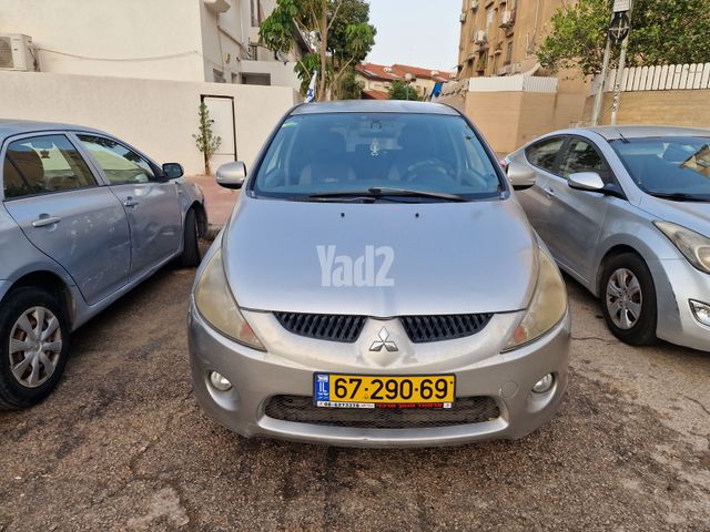 מודעת רכב מיצובישי גרנדיס