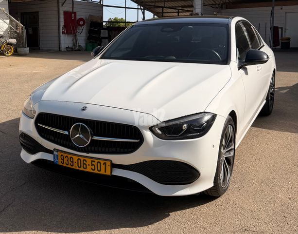 מודעת רכב מרצדס-בנץ C-class